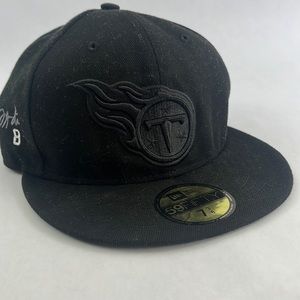 New Era Titians 59fifty Black Cap. Marcus Mariota #8 Tennessee Titans on side